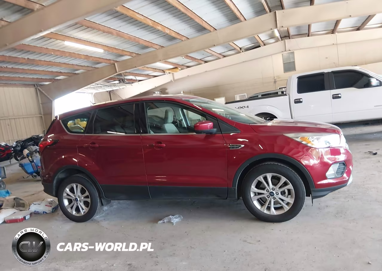 2019 Ford Escape Se VIN:1FMCU0GD3KUB32204 - 13