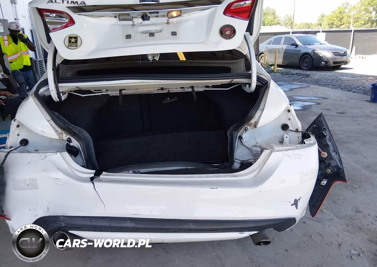 2017 Nissan Altima 2.5 S VIN:1N4AL3AP4HN342337 - 12