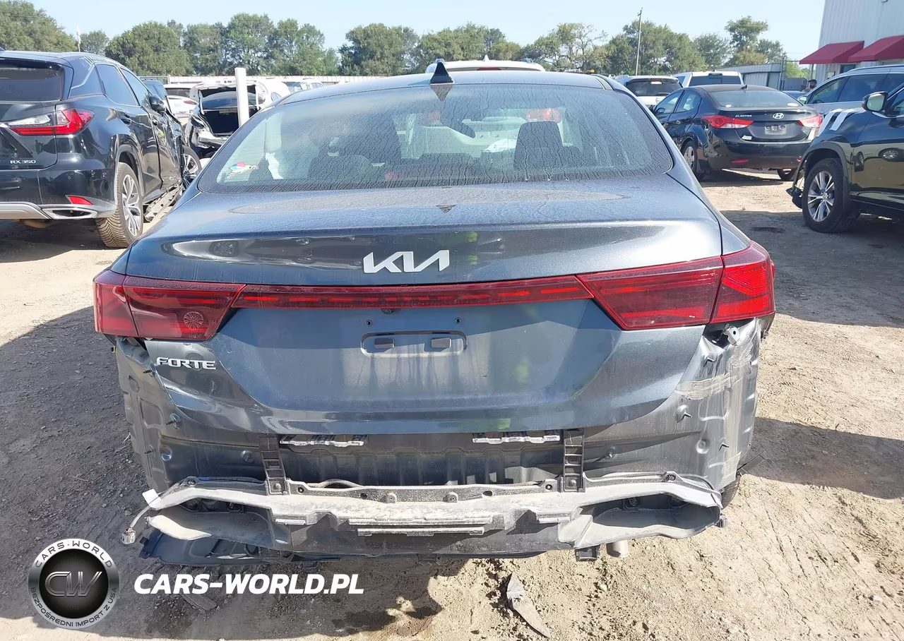 2024 Kia Forte Lxs VIN:3KPF24AD9RE780534 - 16
