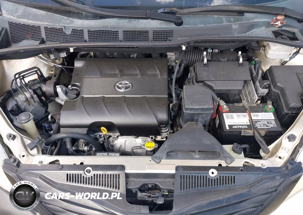 2011 Toyota Sienna Base V6 VIN:5TDZK3DC1BS019339 - 10