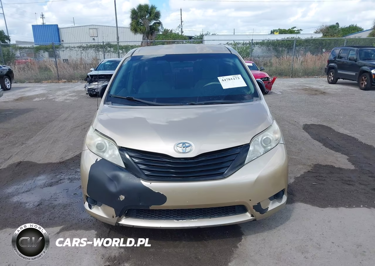 2011 Toyota Sienna Base V6 VIN:5TDZK3DC1BS019339 - 12