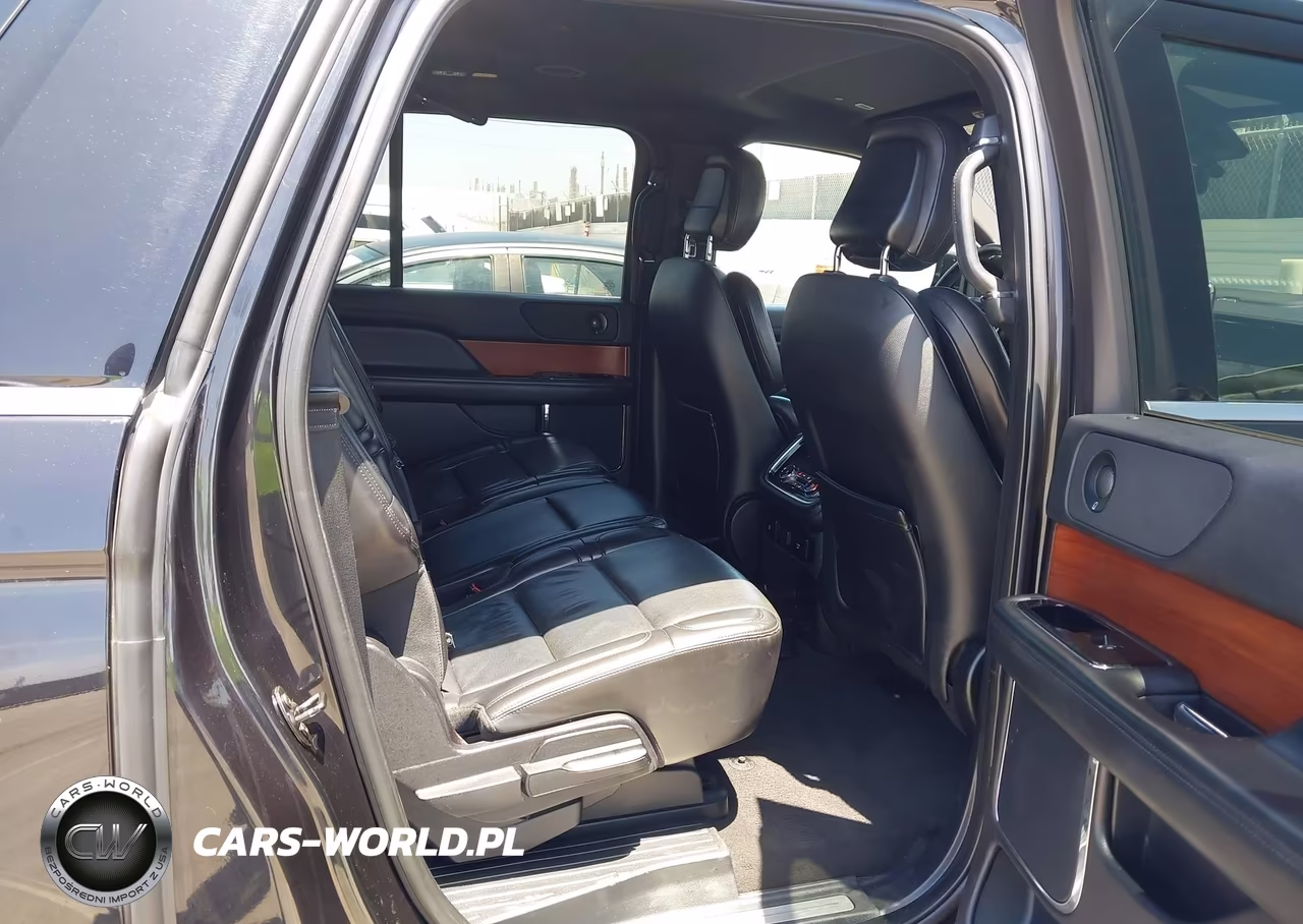 2020 Lincoln Navigator Standard L VIN:5LMJJ3MT3LEL07475 - 8