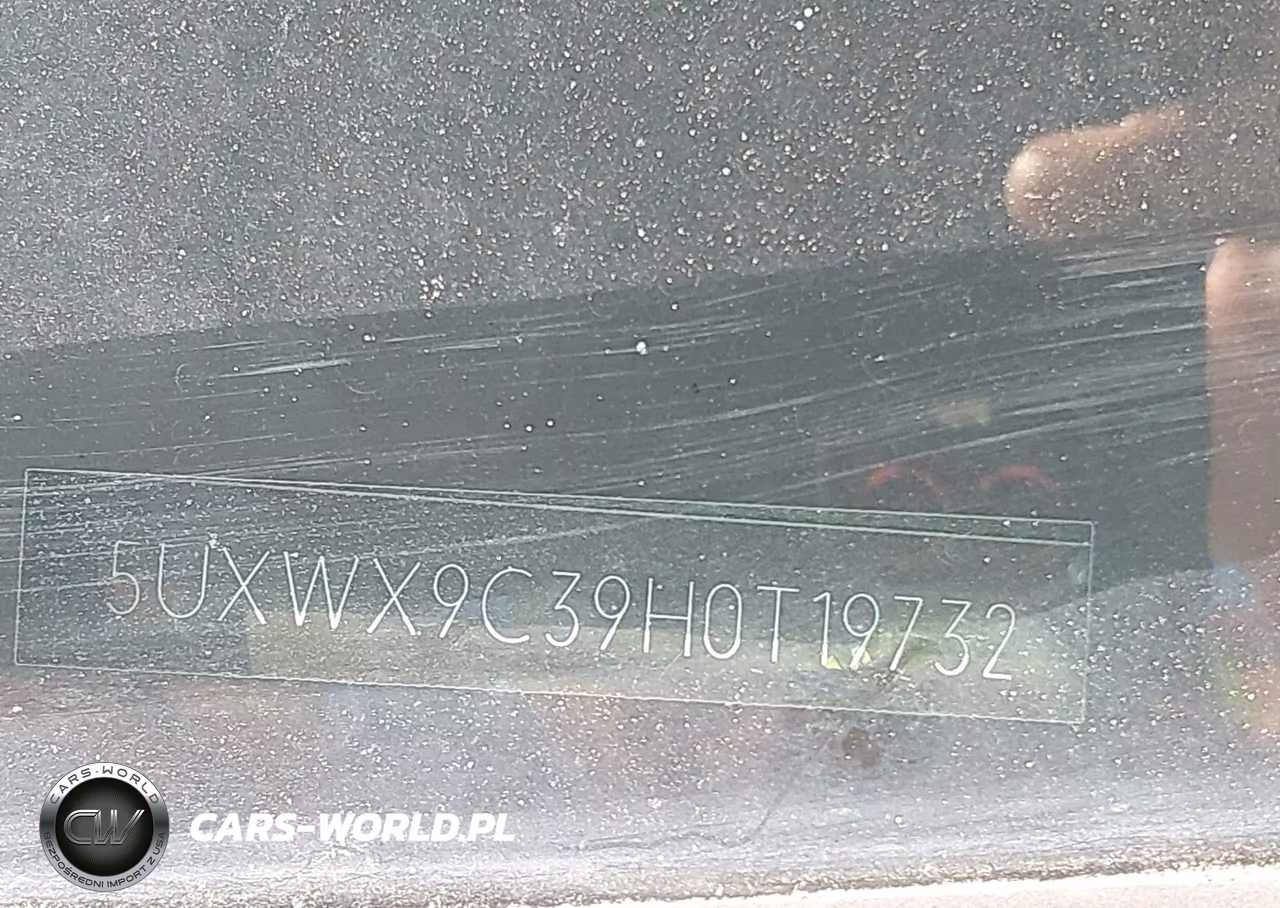 2017 BMW X3 xDrive28I VIN:5UXWX9C39H0T19732 - 17