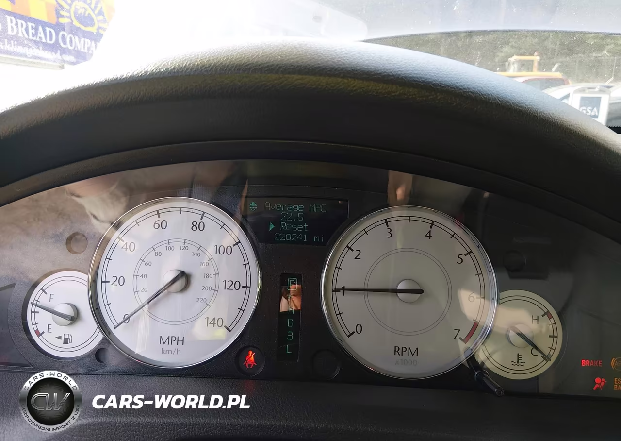 2005 Chrysler 300 Touring VIN:2C3JA53G45H651694 - 7