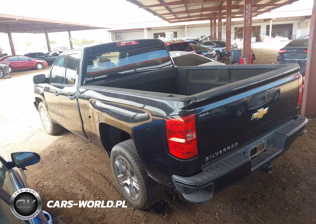 2017 Chevrolet Silverado 1500 Custom VIN:1GCRCPEC4HZ393793 - 3