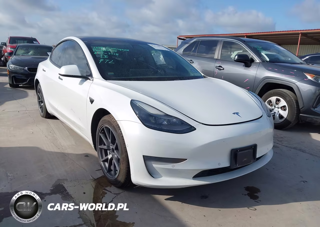 2021 Tesla Model 3 Standard Range Plus Rear-Wheel Drive