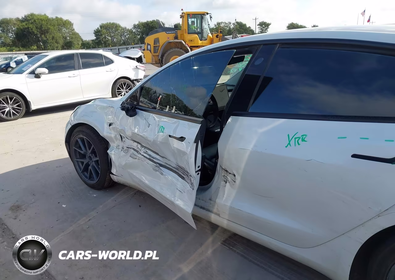 2021 Tesla Model 3 Standard Range Plus Rear-Wheel Drive VIN:5YJ3E1EA2MF027438 - 19