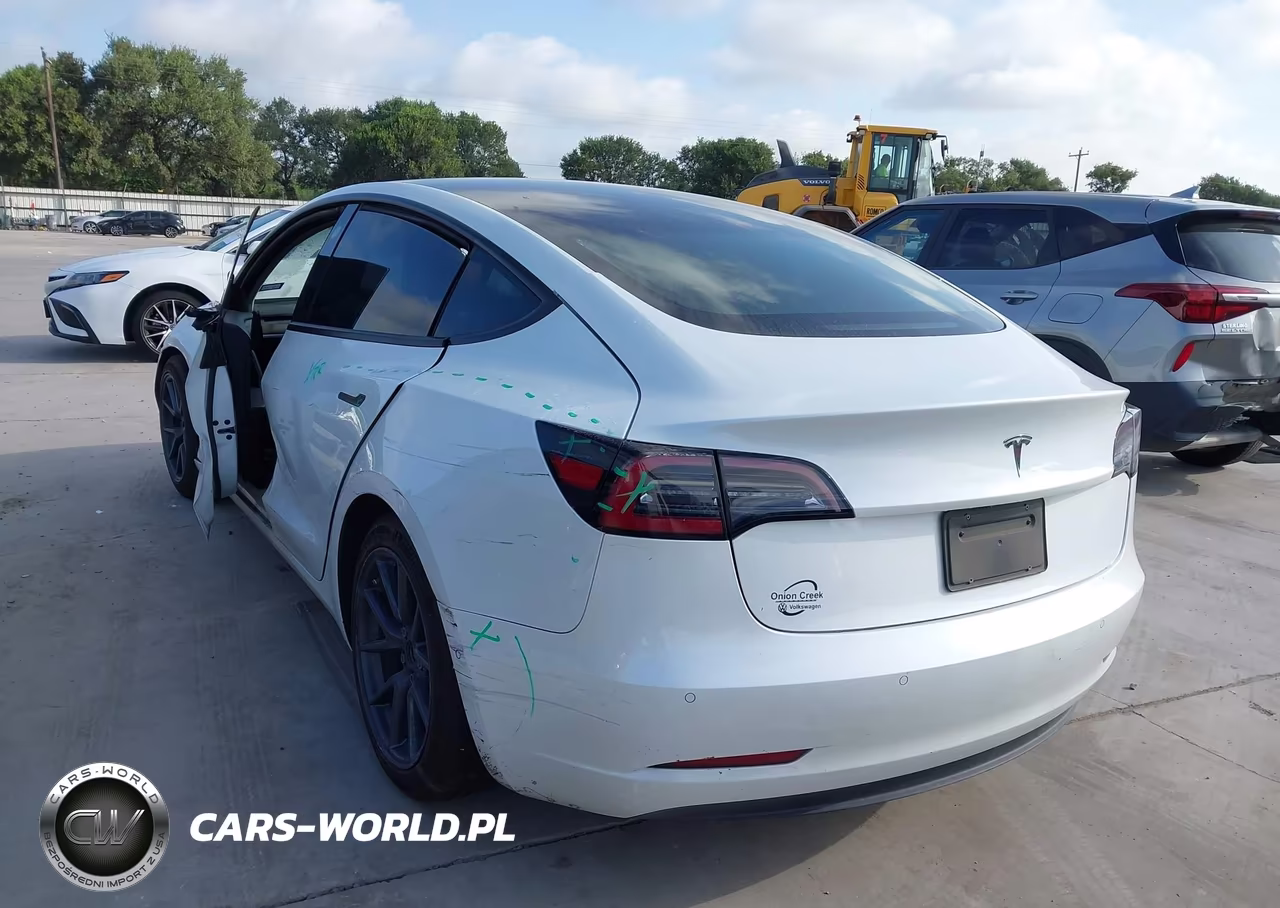 2021 Tesla Model 3 Standard Range Plus Rear-Wheel Drive VIN:5YJ3E1EA2MF027438 - 3