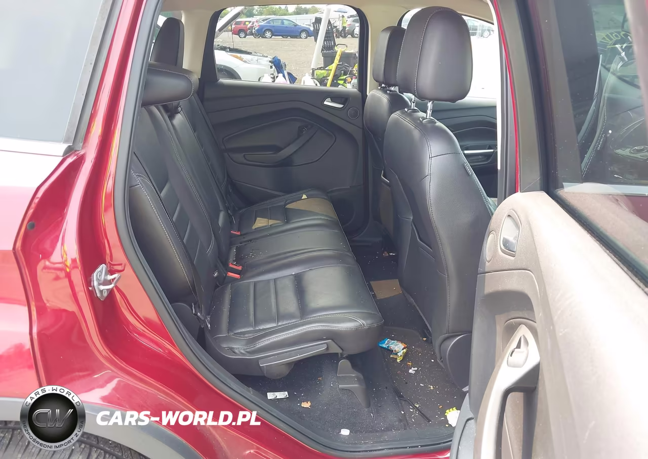 2016 Ford Escape Titanium VIN:1FMCU9J9XGUB90374 - 8