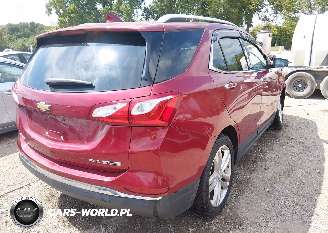 2018 Chevrolet Equinox Premier VIN:3GNAXVEV9JS508258 - 4