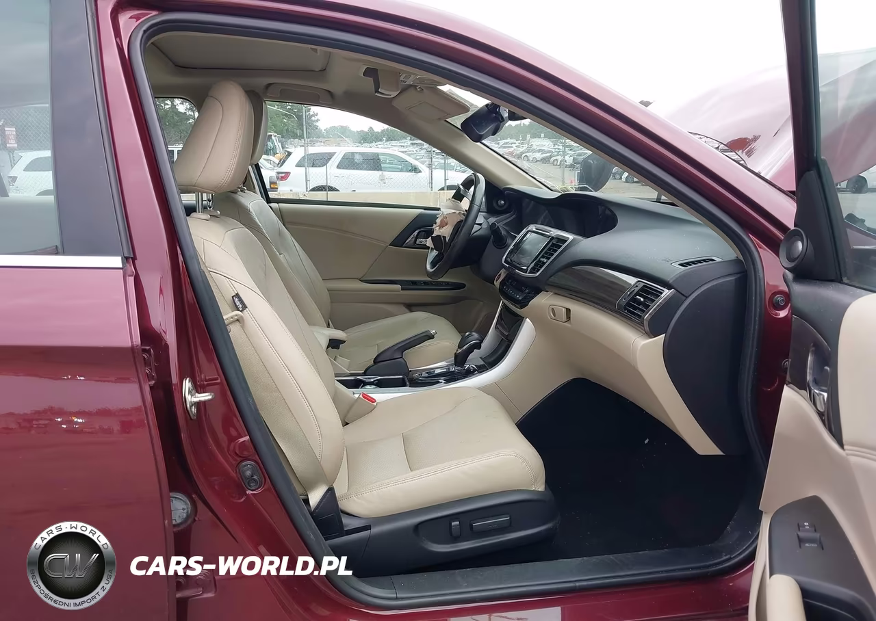 2017 Honda Accord Touring V6 VIN:1HGCR3F98HA000247 - 5