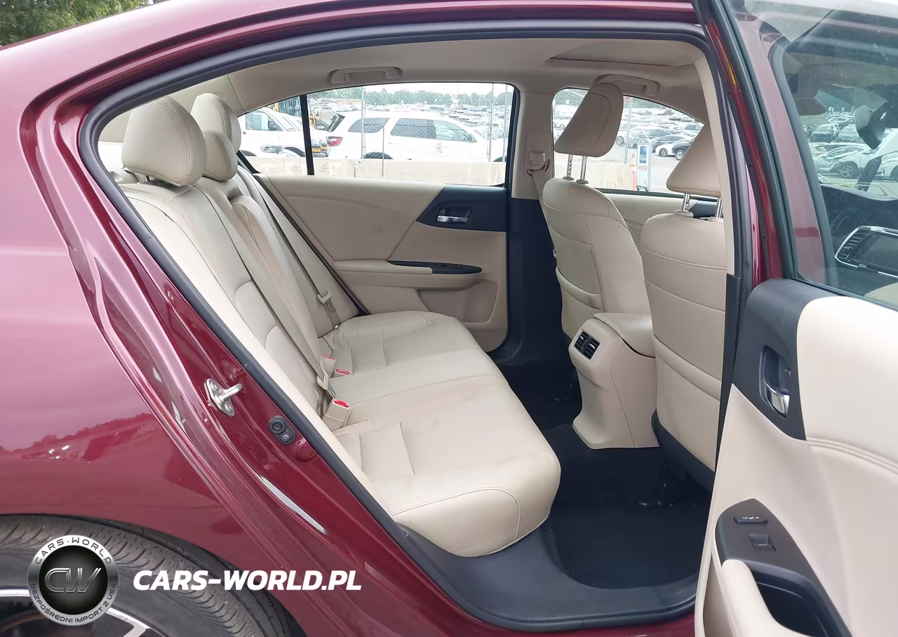 2017 Honda Accord Touring V6 VIN:1HGCR3F98HA000247 - 8