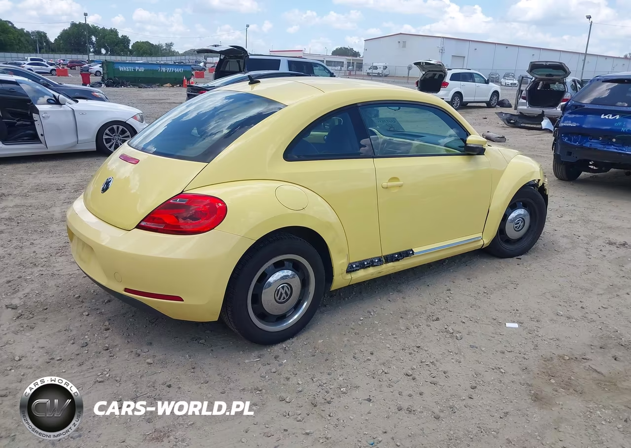 2013 Volkswagen Beetle 2.5L VIN:3VWJP7AT1DM618557 - 4