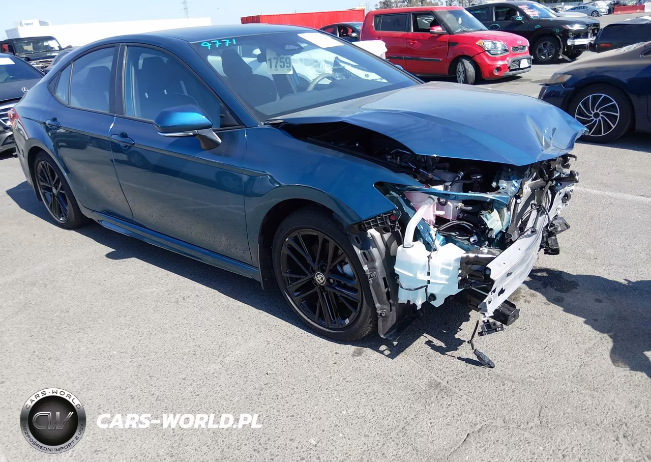 2025 Toyota Camry Se – zdjęcie 1 z 16