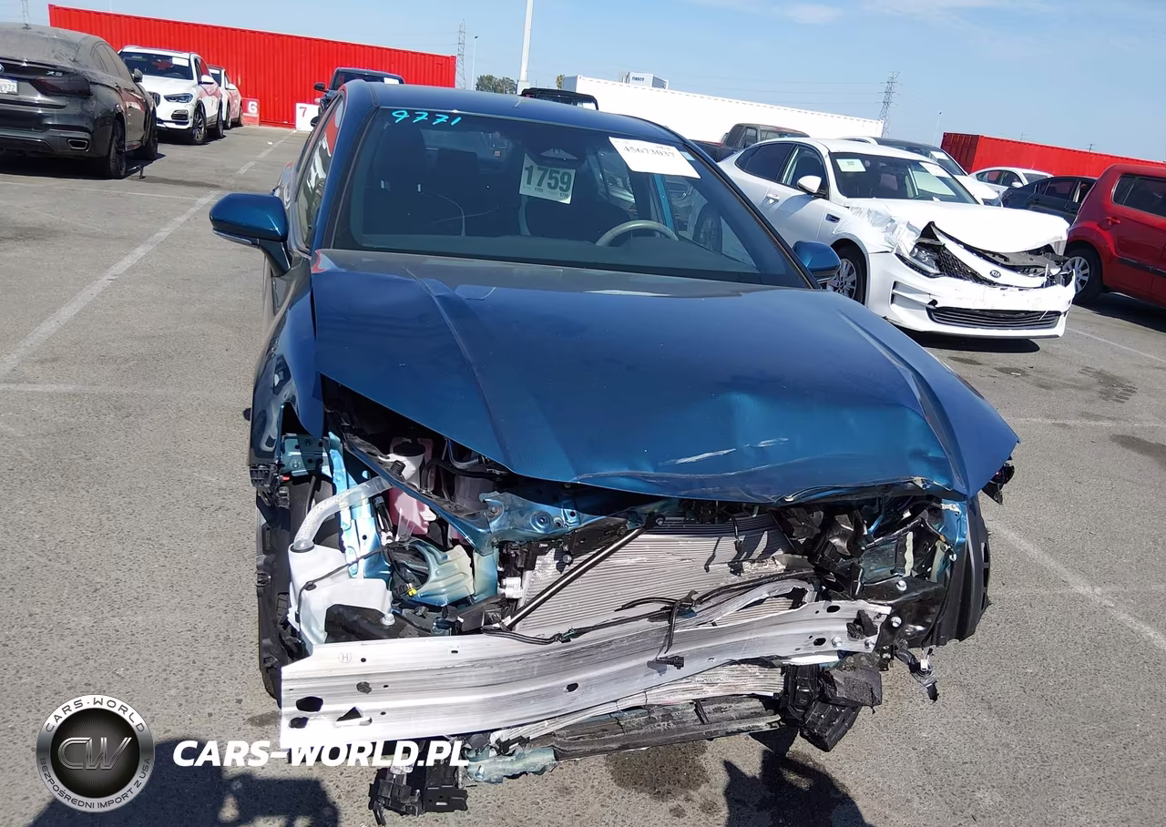 2025 Toyota Camry Se VIN:4T1DAACK6SU120376 - 12