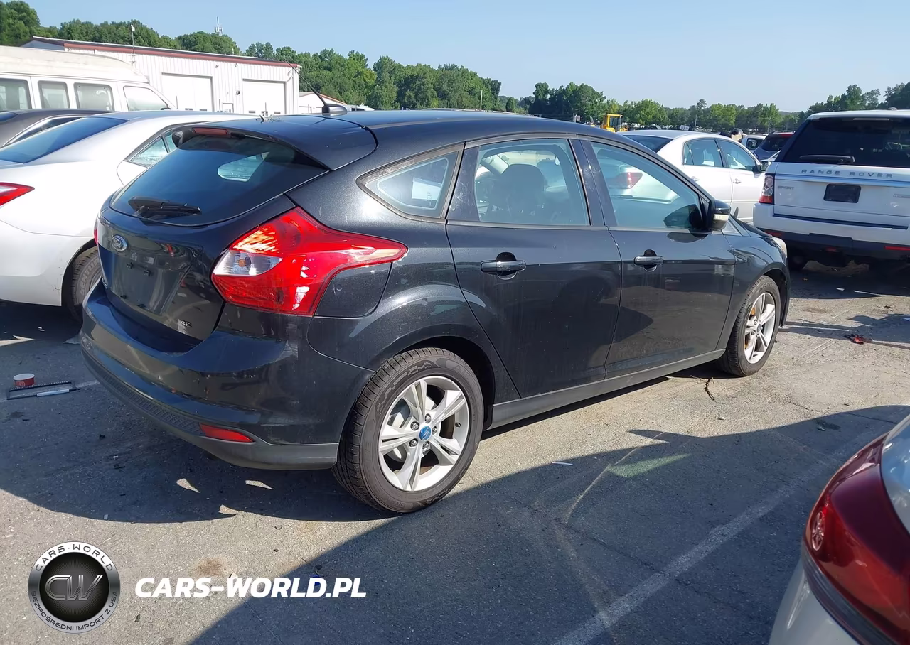 2013 Ford Focus Se VIN:1FADP3K22DL257765 - 4