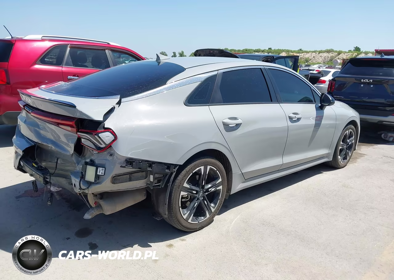 2024 Kia K5 Gt-Line VIN:5XXG64J28RG244415 - 4