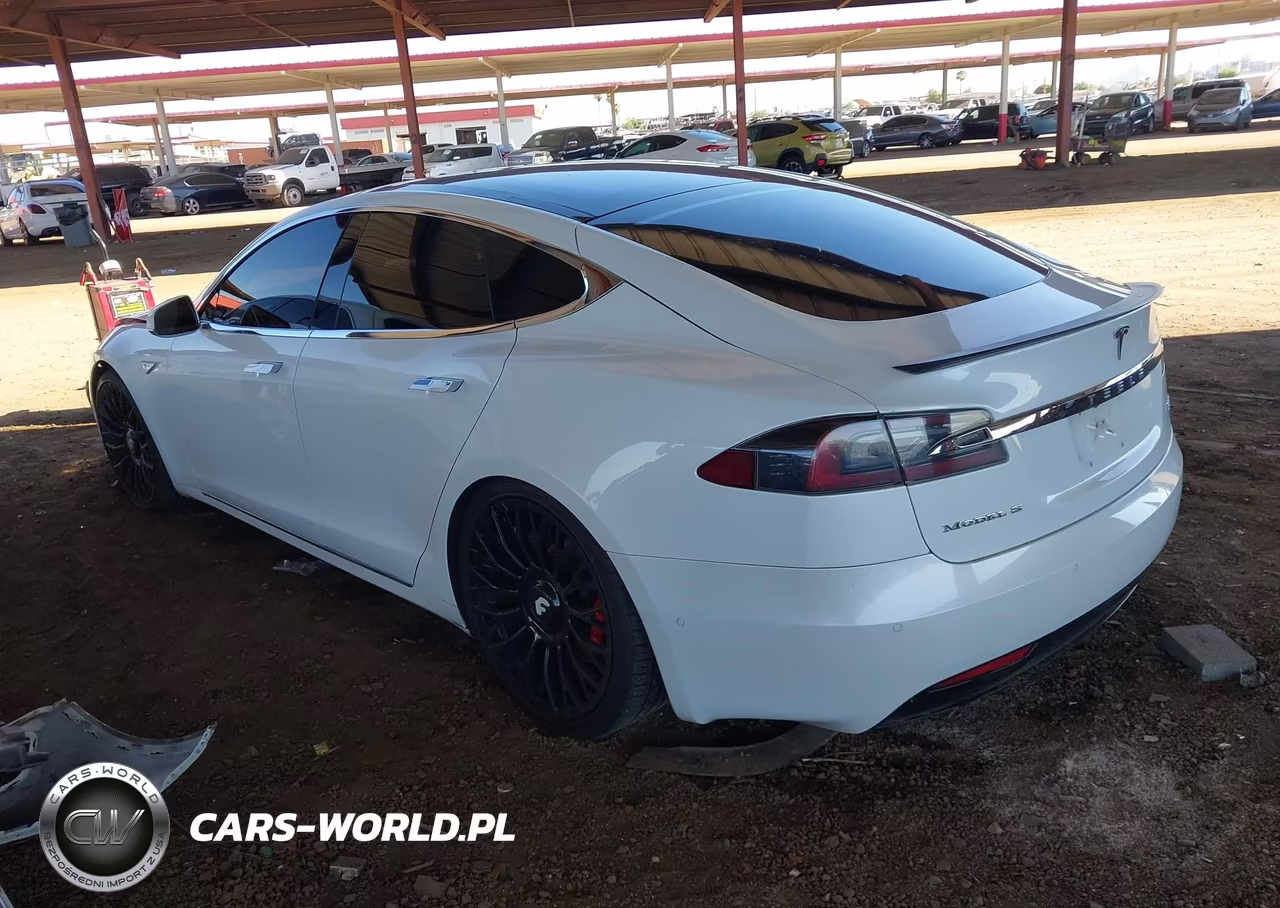 2016 Tesla Model S VIN:5YJSA1E45GF156747 - 3