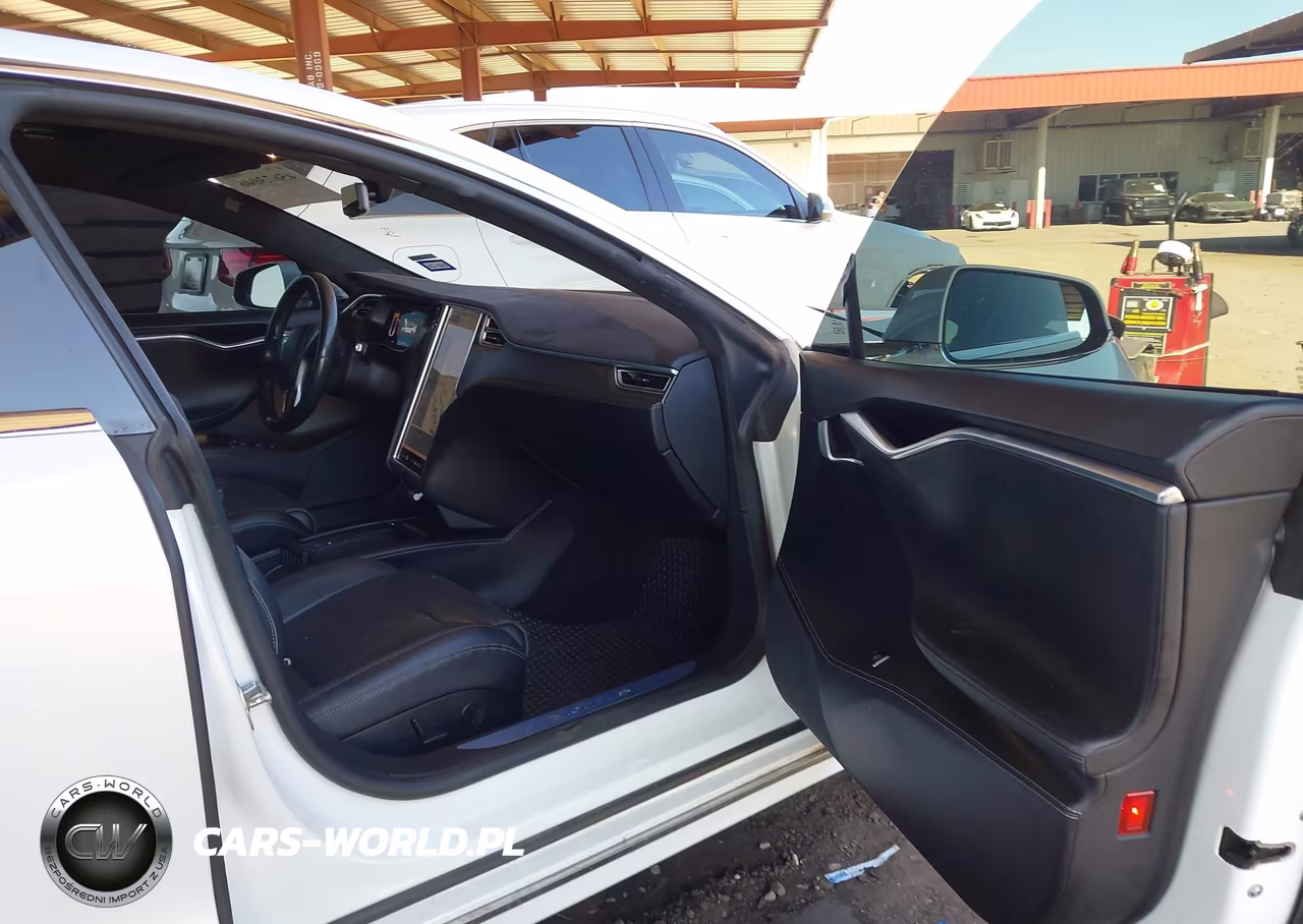 2016 Tesla Model S VIN:5YJSA1E45GF156747 - 5