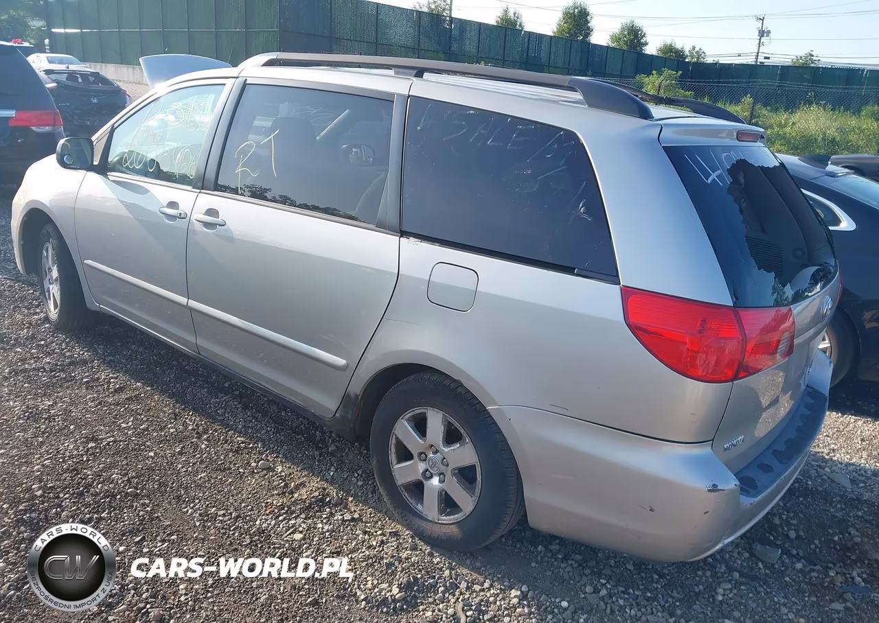 2009 Toyota Sienna Le VIN:5TDZK23C39S263452 - 3
