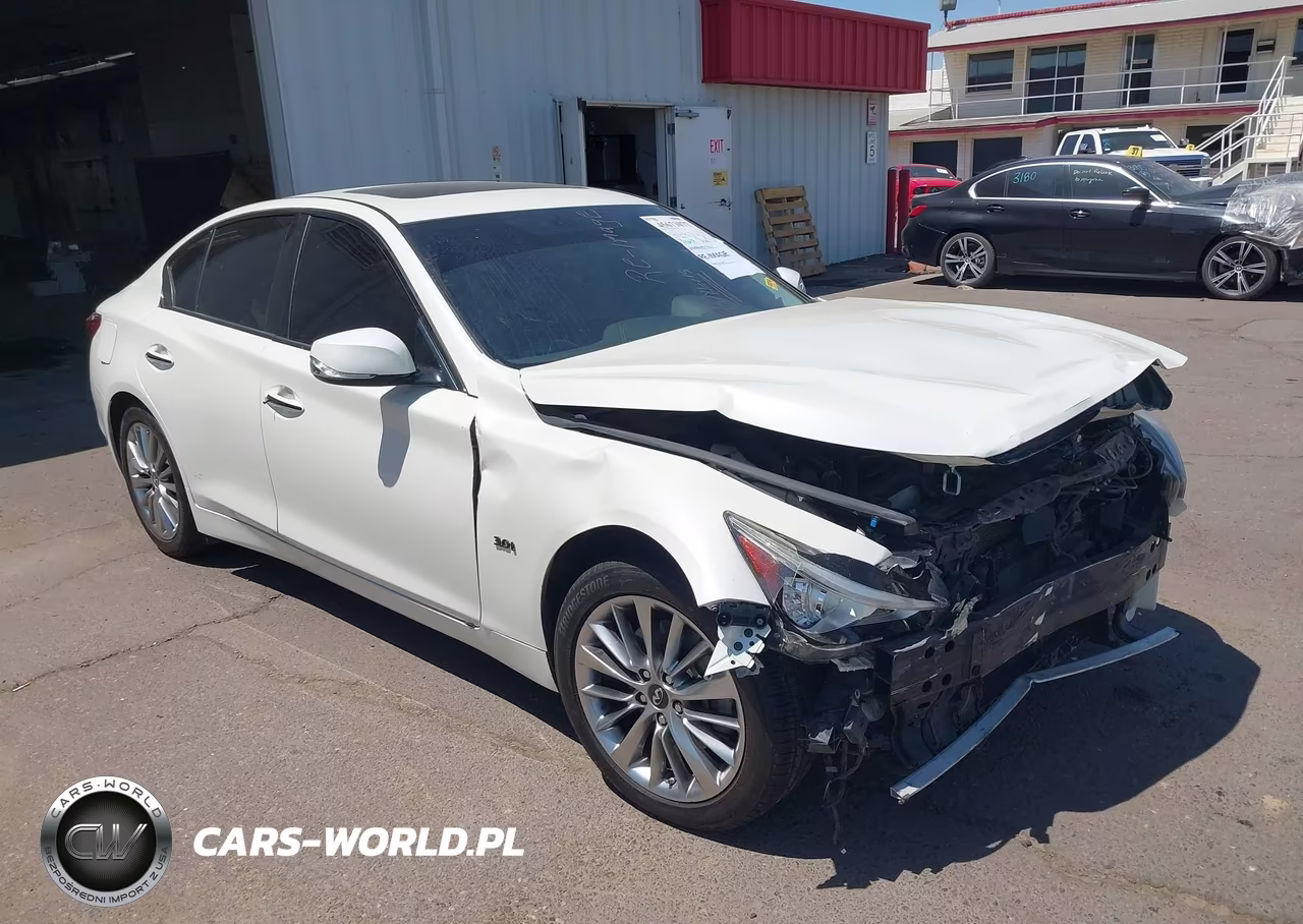 2018 Infiniti Q50 3.0T Luxe – zdjęcie 1 z 17