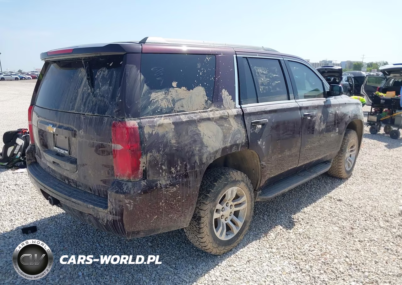 2017 Chevrolet Tahoe Ls VIN:1GNSCAKC9HR259825 - 4