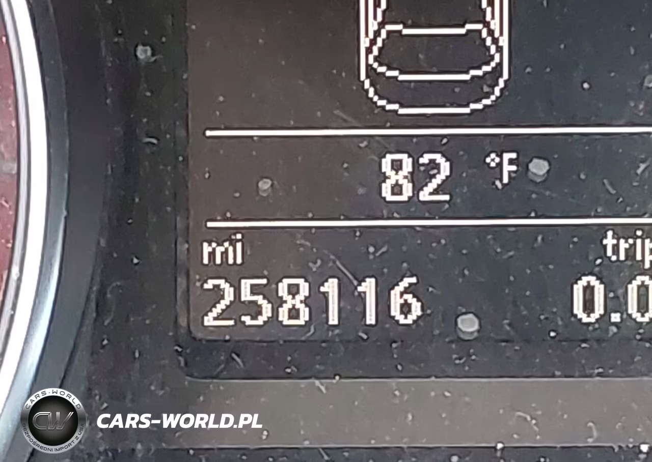 2017 Volkswagen Passat 1.8T R-Line VIN:1VWDT7A38HC033958 - 15