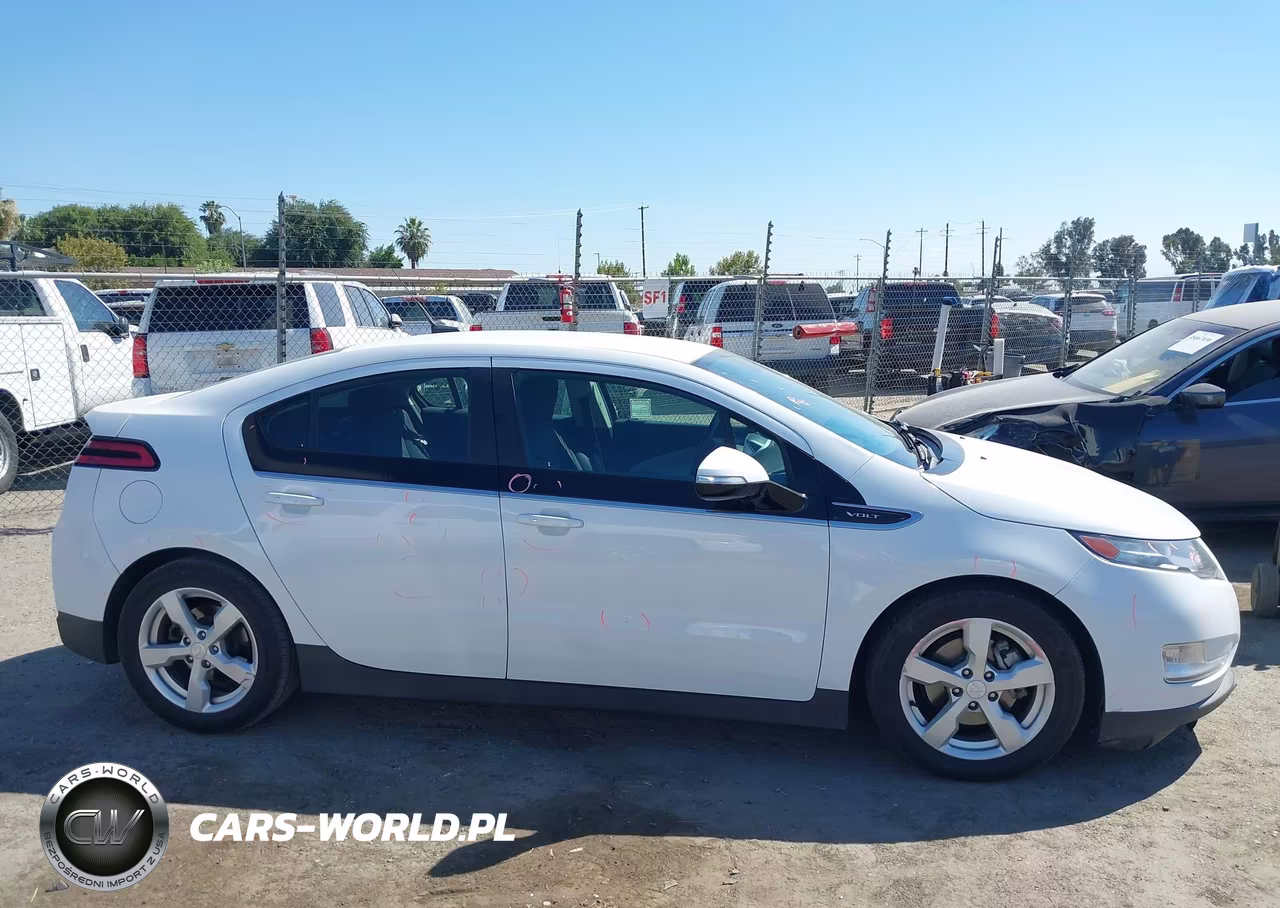 2013 Chevrolet Volt VIN:1G1RE6E46DU147163 - 13