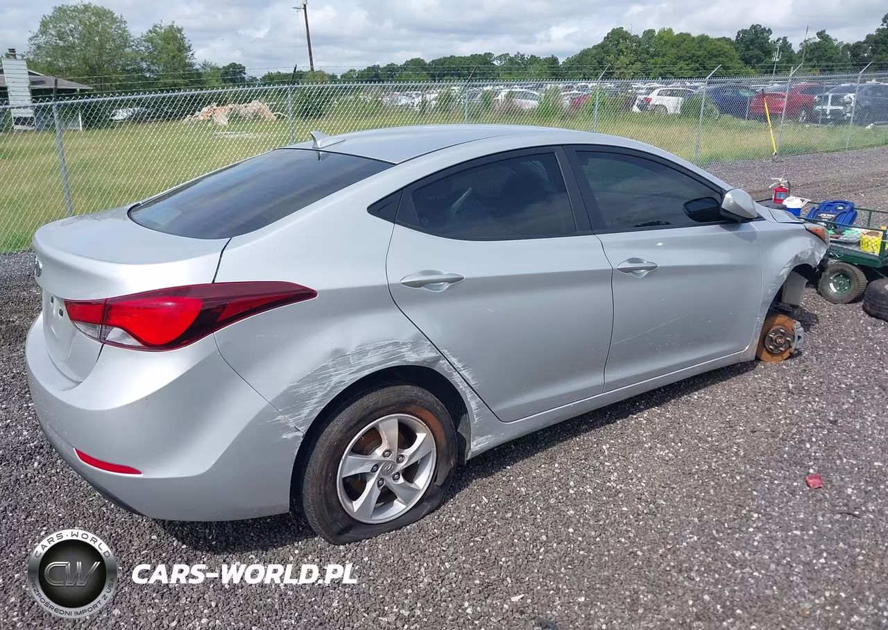 2015 Hyundai Elantra Se VIN:5NPDH4AE3FH583347 - 4