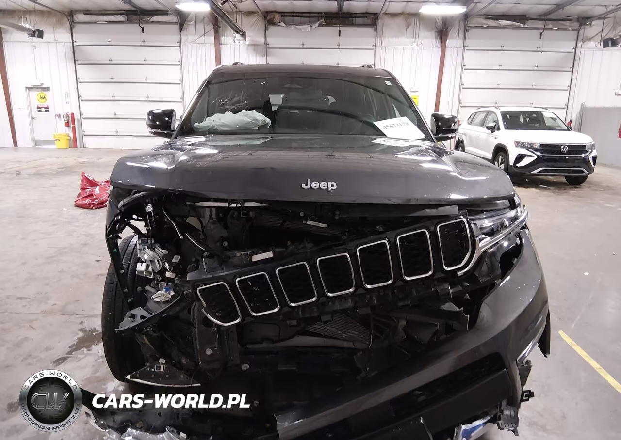 2024 Jeep Grand Cherokee L Limited 4X4 VIN:1C4RJKBG6R8509017 - 13