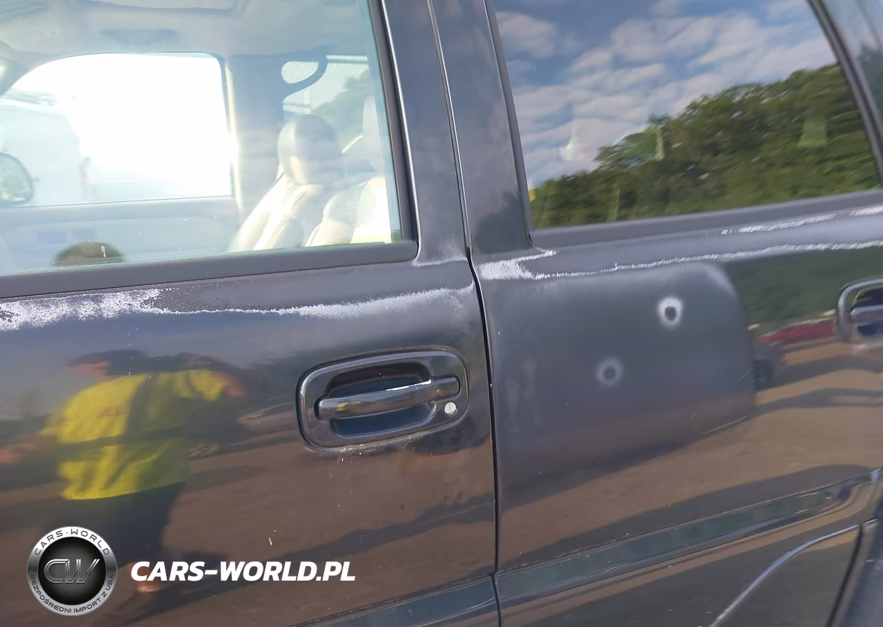 2005 GMC Yukon Denali VIN:1GKEK63UX5J198318 - 13
