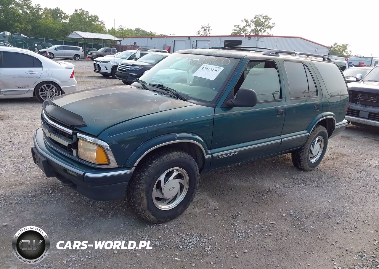 1996 Chevrolet Blazer VIN:1GNDT13W1T2317008 - 2