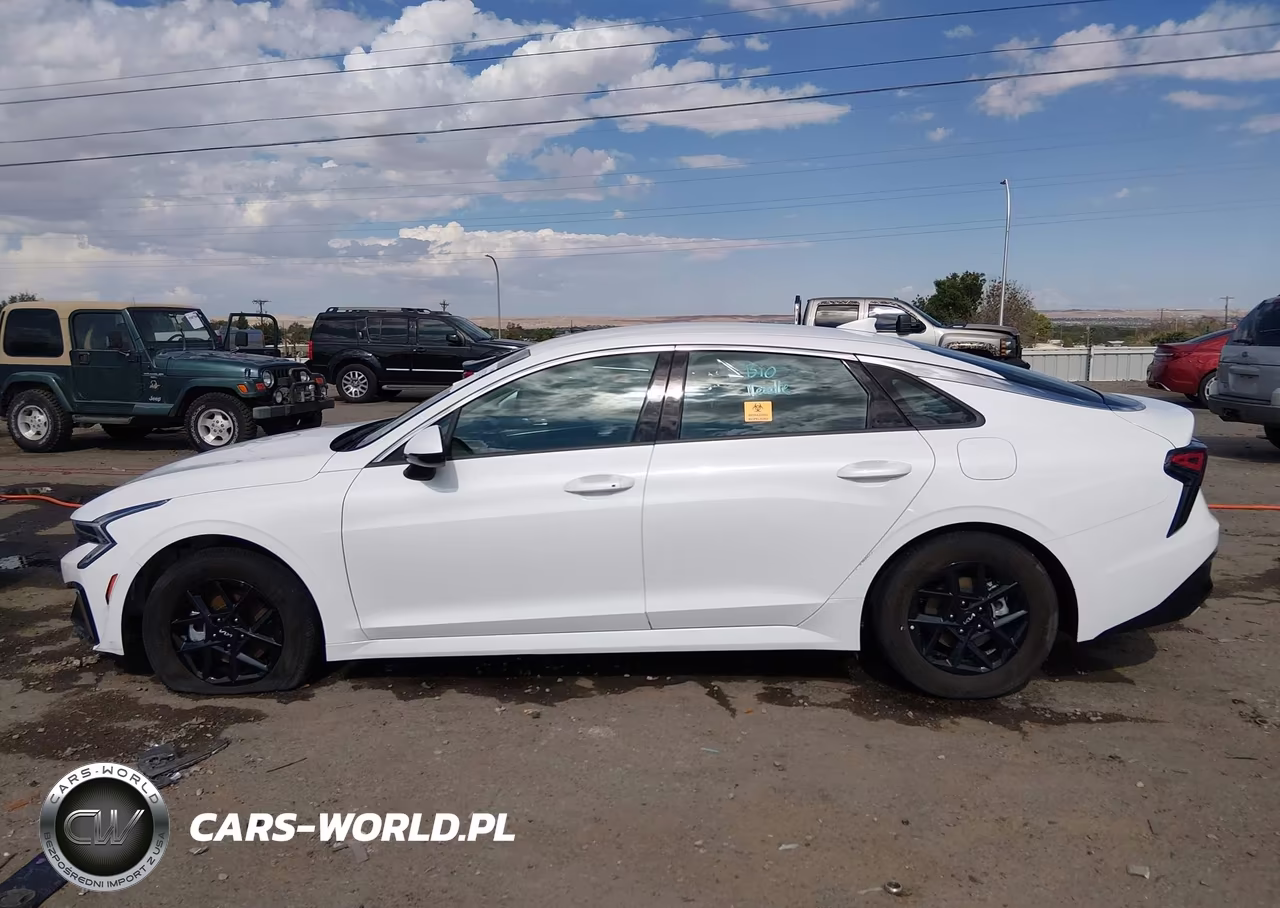 2026 Kia K5 Lxs Fwd VIN:KNAG24J79T5447023 - 14