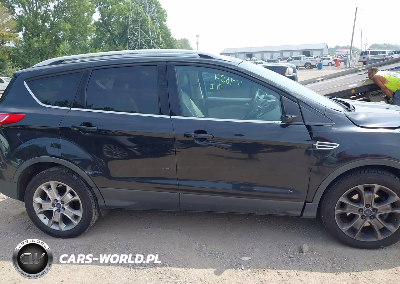 2014 Ford Escape Titanium VIN:1FMCU0JX5EUE20328 - 5