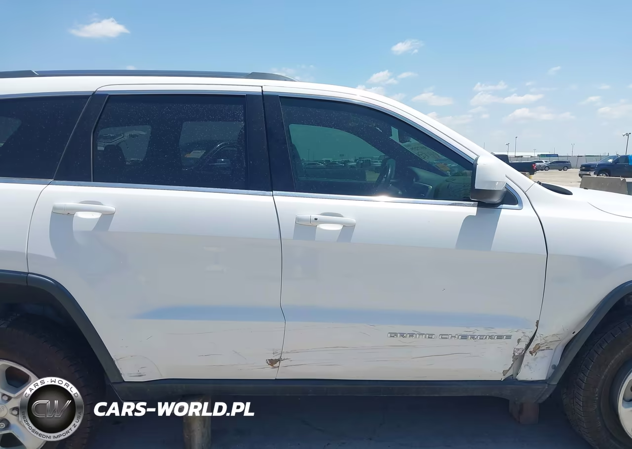 2016 Jeep Grand Cherokee Laredo VIN:1C4RJEAG2GC391058 - 6