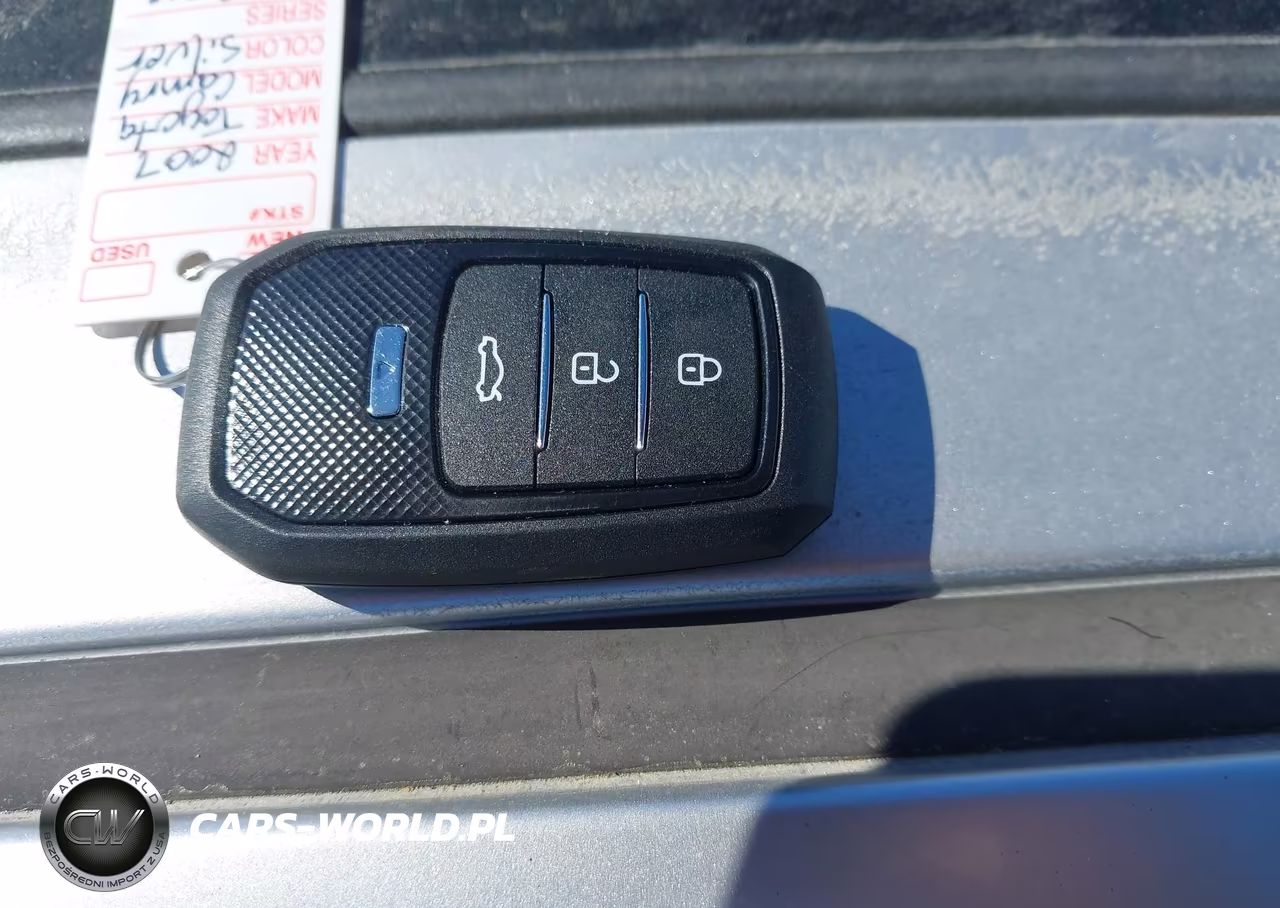 2007 Toyota Camry Hybrid VIN:JTNBB46K673042700 - 11
