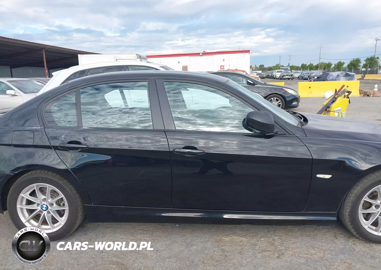 2010 BMW 328I VIN:WBAPH7G52ANM51465 - 13