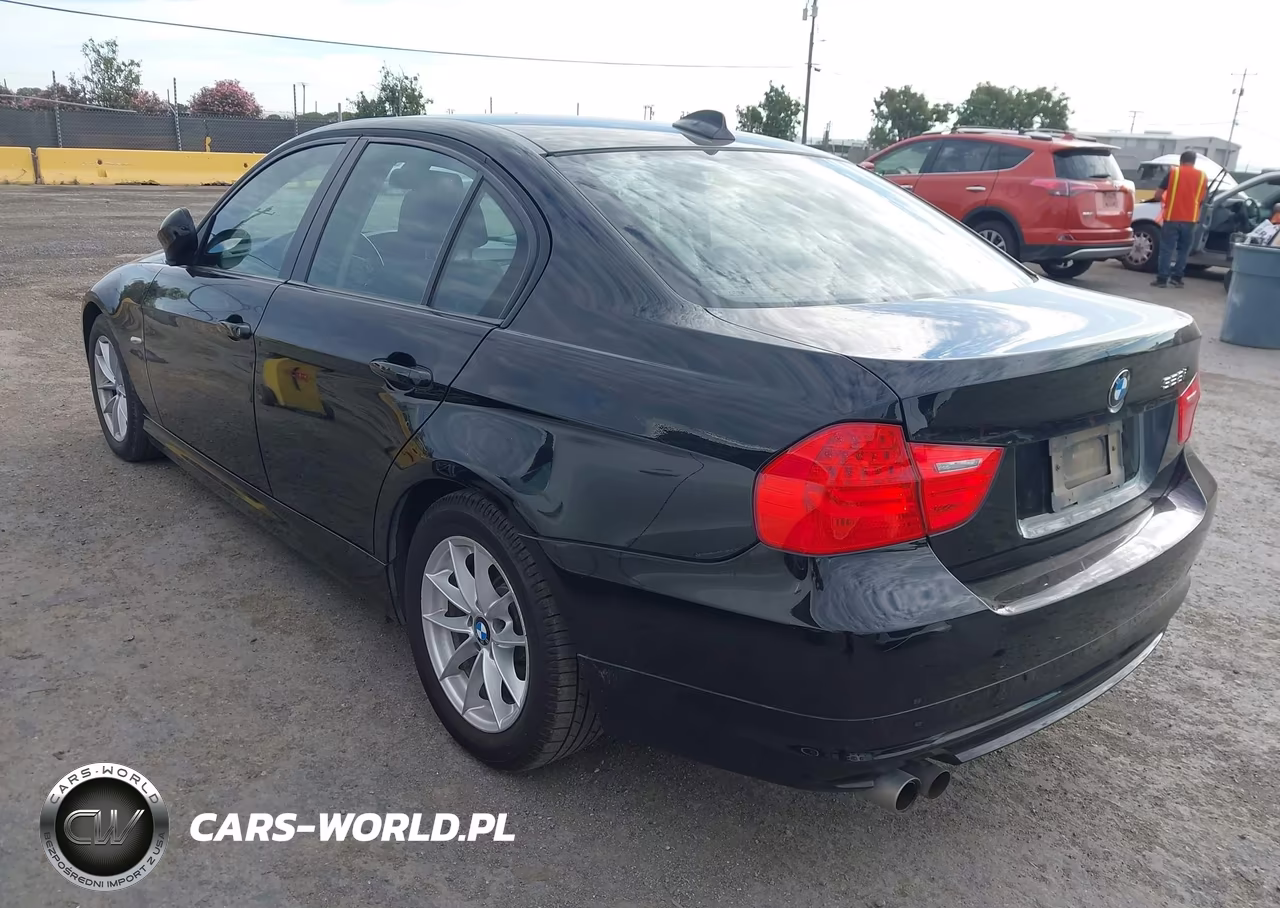 2010 BMW 328I VIN:WBAPH7G52ANM51465 - 3