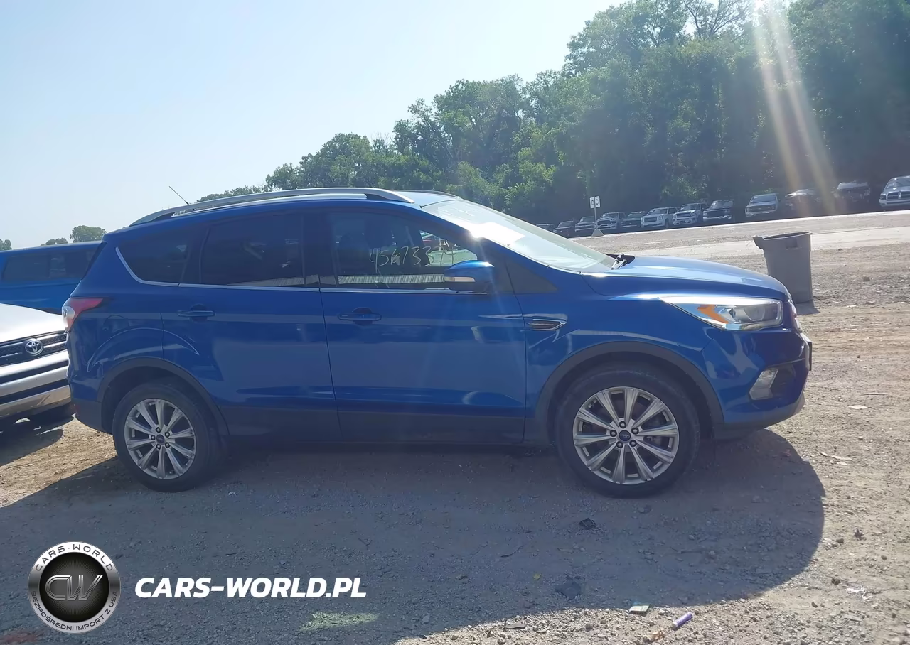 2017 Ford Escape Titanium VIN:1FMCU9JD0HUC95320 - 13