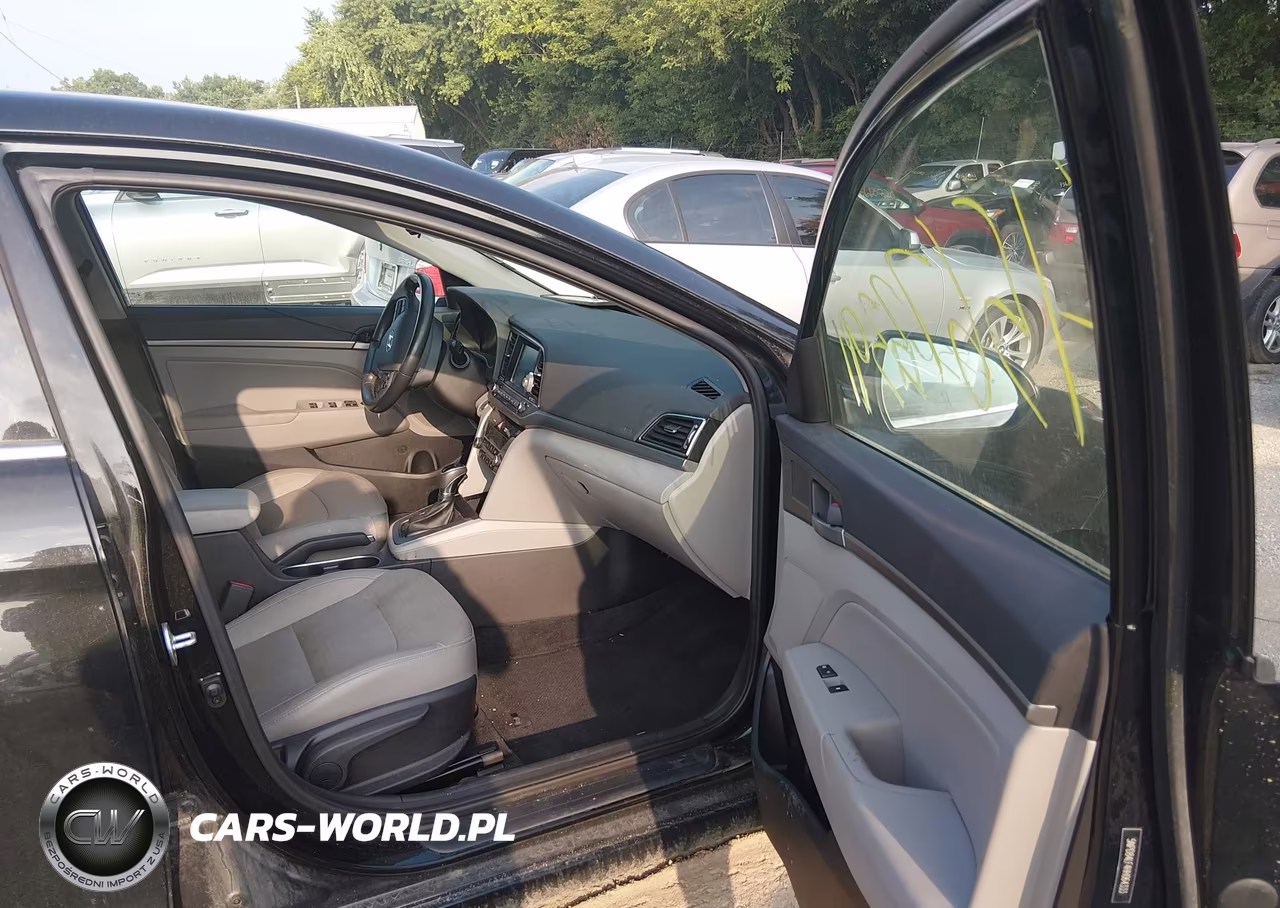 2017 Hyundai Elantra Limited VIN:5NPD84LF4HH064333 - 5