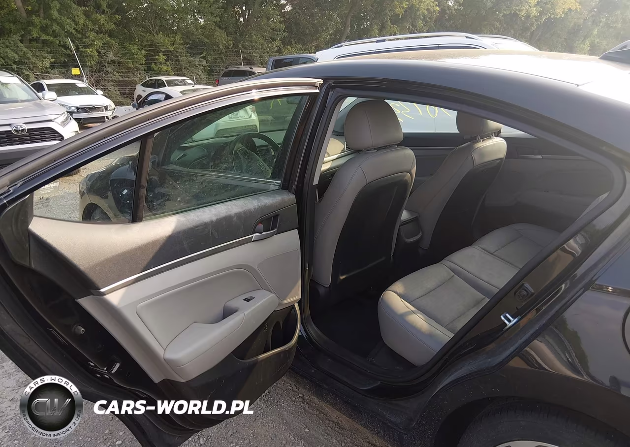 2017 Hyundai Elantra Limited VIN:5NPD84LF4HH064333 - 8