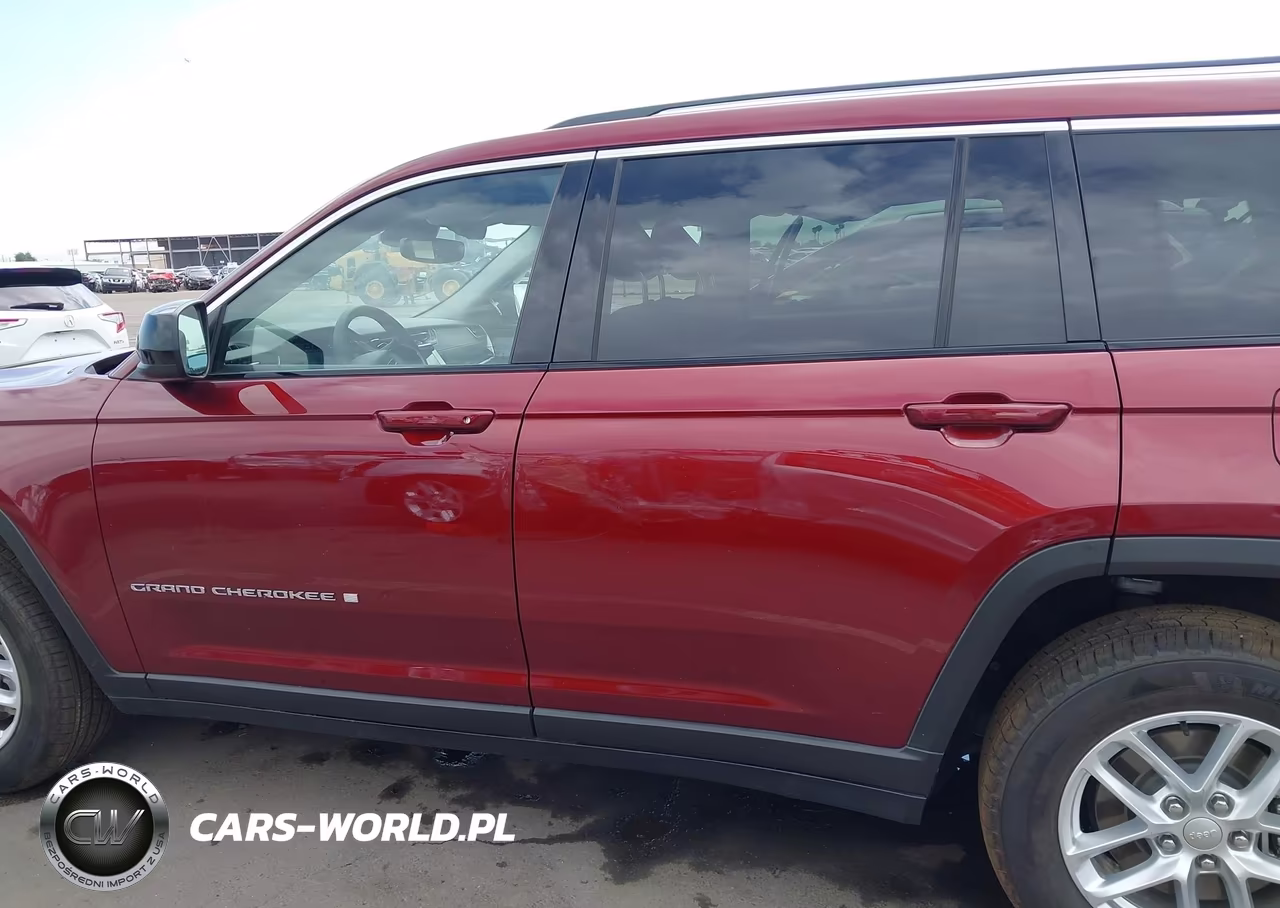 2022 Jeep Grand Cherokee L Laredo 4X4 VIN:1C4RJKAG9N8565612 - 14