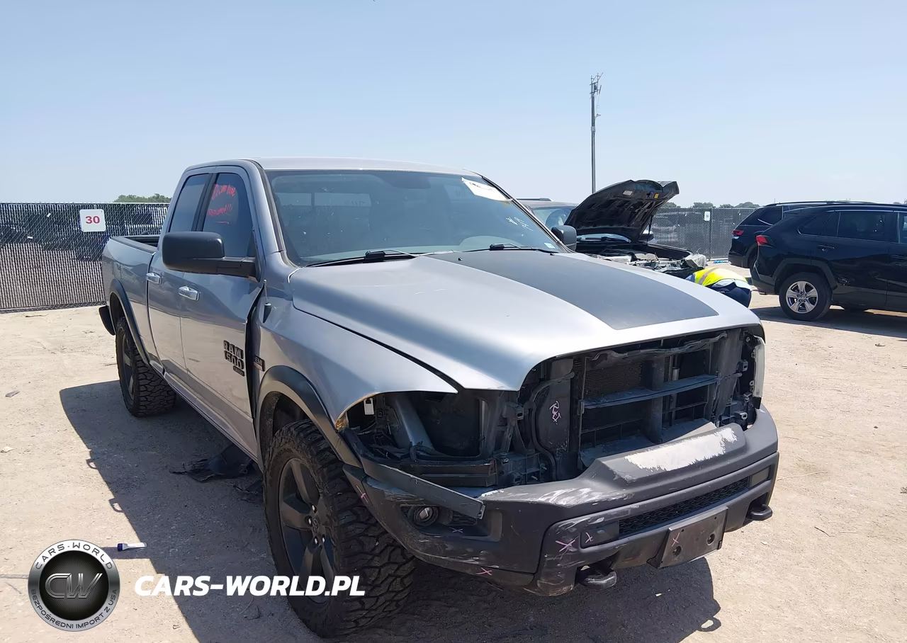 2019 Ram 1500 Classic Warlock 4X4 6'4 Box – zdjęcie 1 z 16