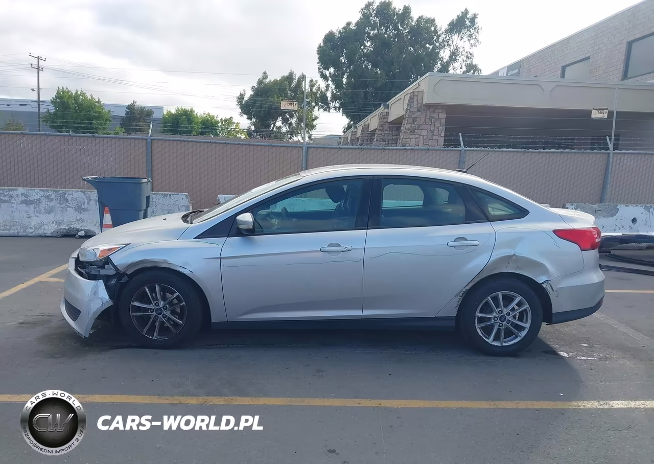 2017 Ford Focus Se VIN:1FADP3F29HL300157 - 14