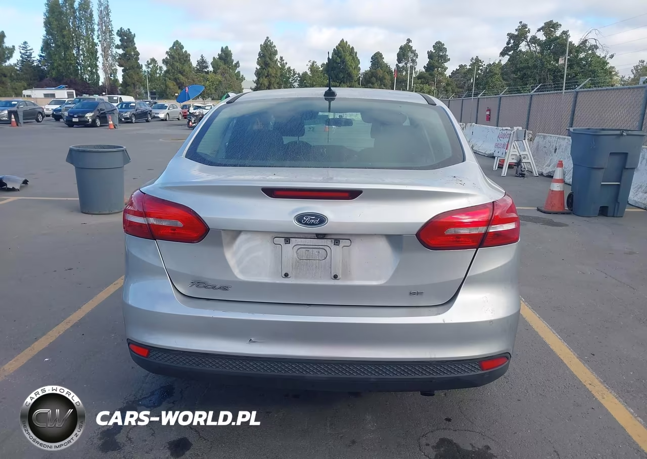 2017 Ford Focus Se VIN:1FADP3F29HL300157 - 16