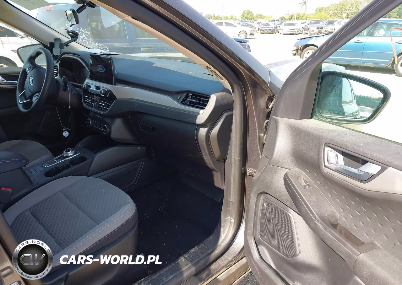 2020 Ford Escape Se VIN:1FMCU9G6XLUB43501 - 5