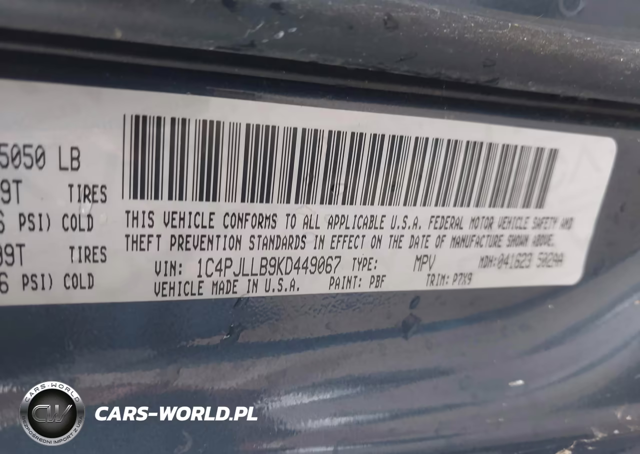 2019 Jeep Cherokee Latitude Plus Fwd VIN:1C4PJLLB9KD449067 - 9