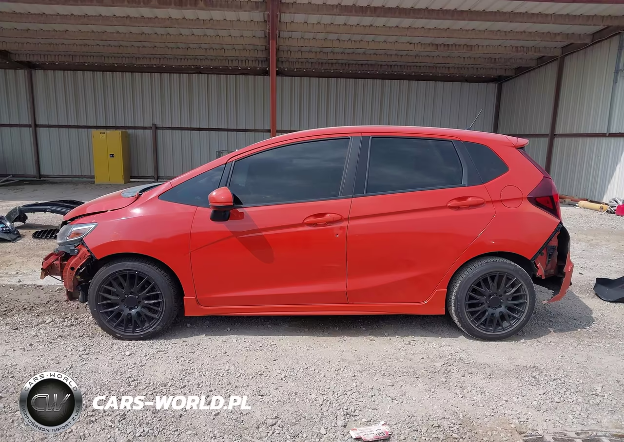 2018 Honda Fit Sport VIN:3HGGK5H61JM717179 - 14