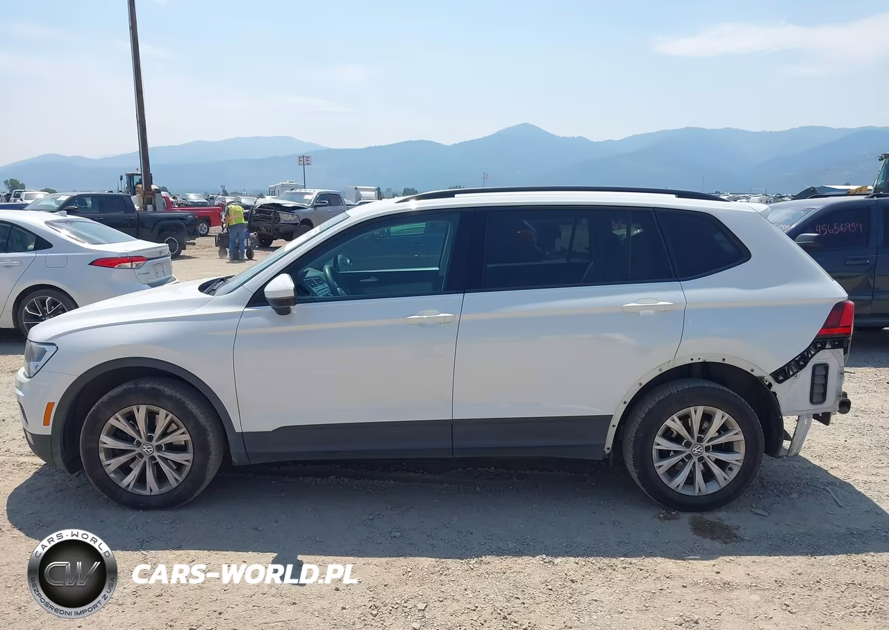 2018 Volkswagen Tiguan 2.0T S VIN:3VV0B7AX9JM022867 - 15