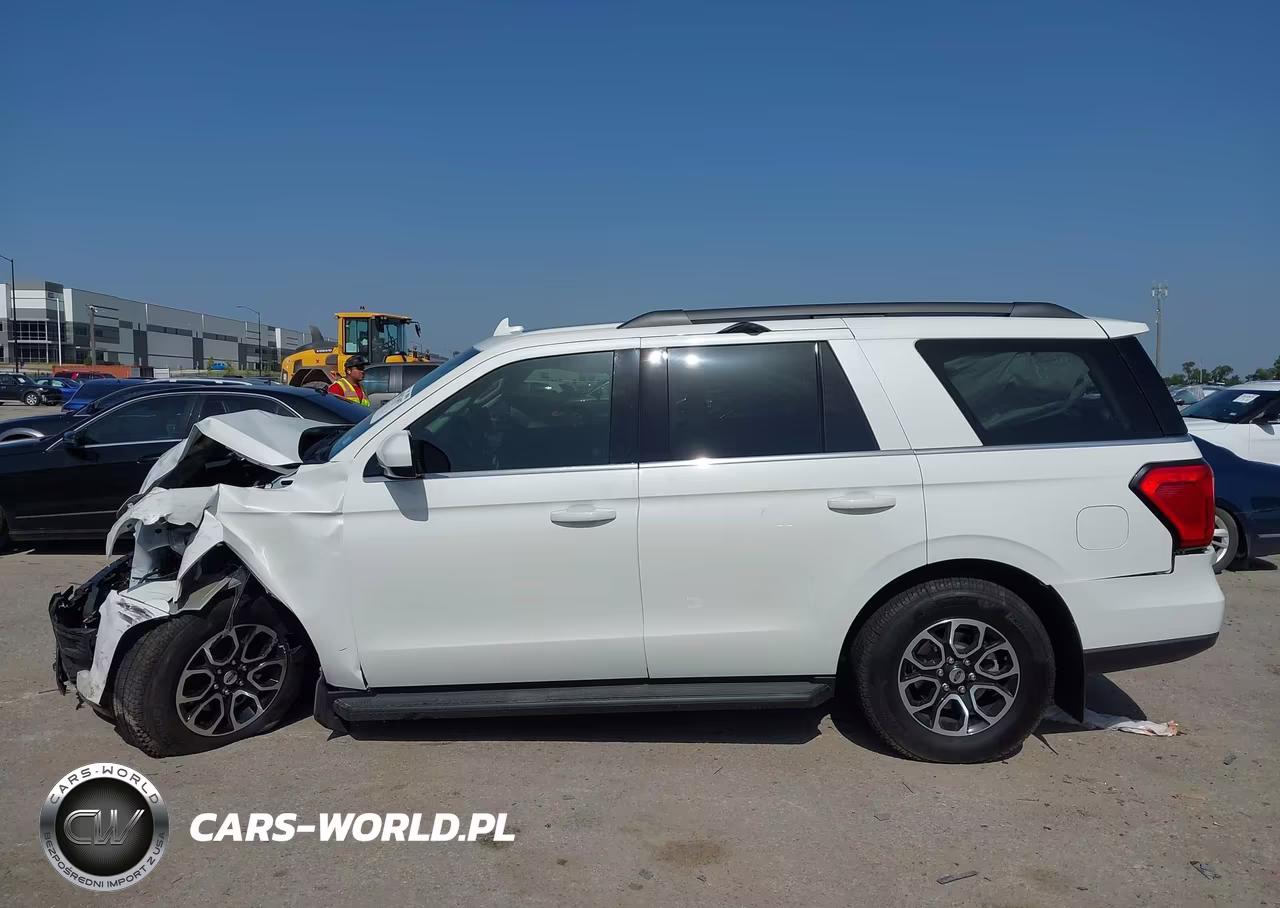 2024 Ford Expedition Xlt VIN:1FMJU1J80REB13431 - 15